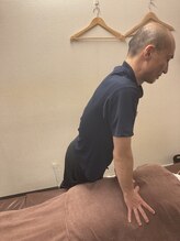 金